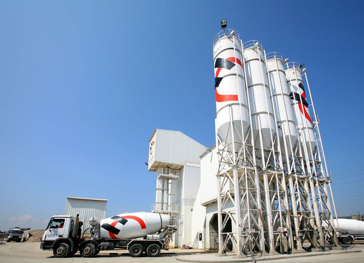 Holcim preia compania General Beton