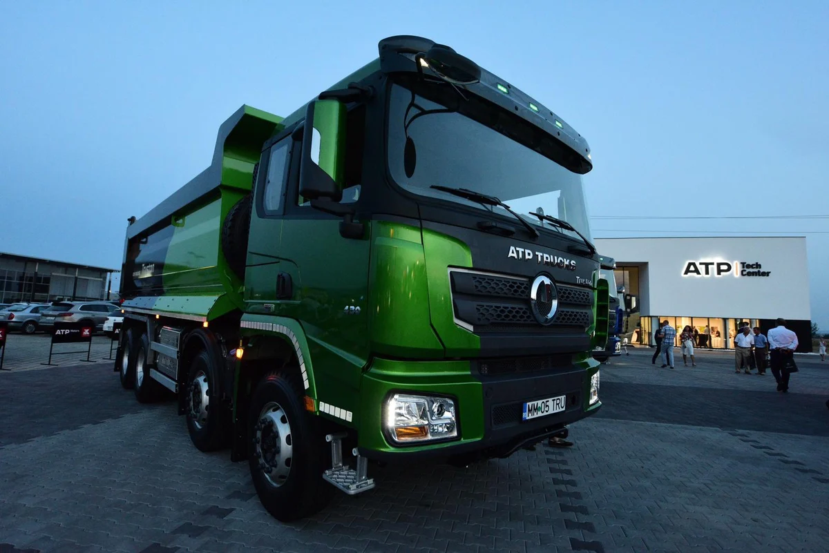 Camion TRUSTON
